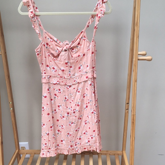 NWT Pink Floral Sleeveless Mini Dress Size M - Picture 2 of 2